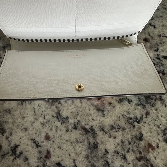 Henri Bendel Wallet - Picture 4 of 5